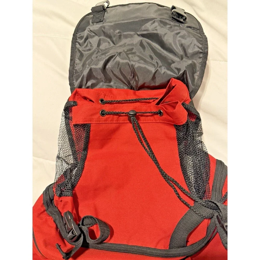 Coca-Cola Oniva Zuma Soft Backpack Lunch Cooler Red Picnic Bag NEW No Tags